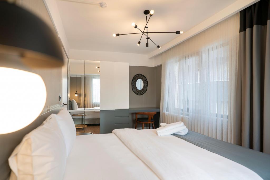 Suite,Deniz Manzaralı,Balkonlu