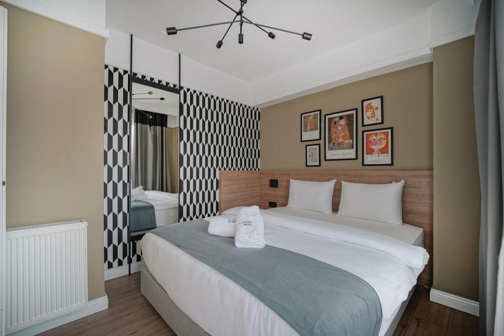 Suite,Deniz Manzaralı,Balkonlu