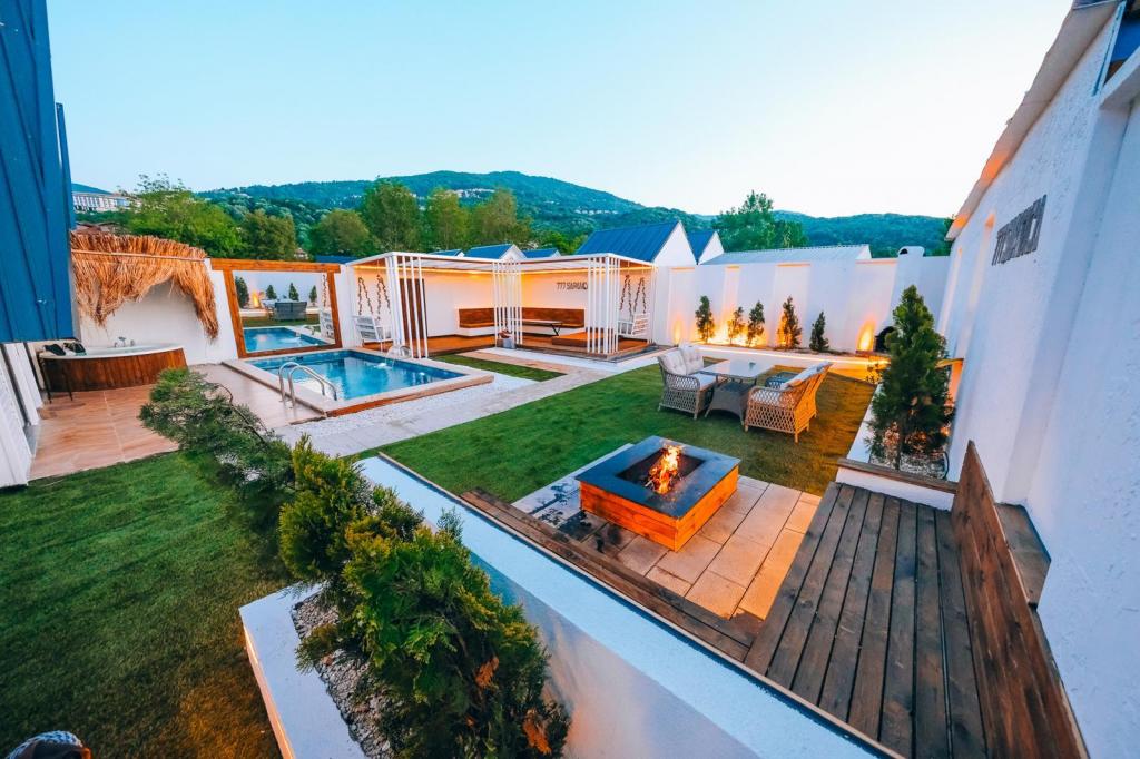 Deluxe Bungalow 3+1,Havuz veya Bahçe Manzaralı,Isıtmalı Özel Havuzlu