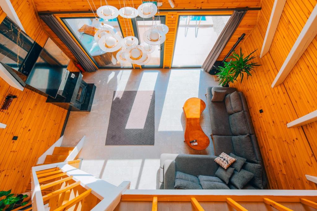 Deluxe Bungalow 3+1,Havuz veya Bahçe Manzaralı,Isıtmalı Özel Havuzlu