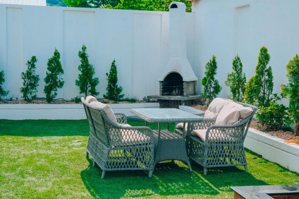 Deluxe Bungalow 3+1,Havuz veya Bahçe Manzaralı,Isıtmalı Özel Havuzlu