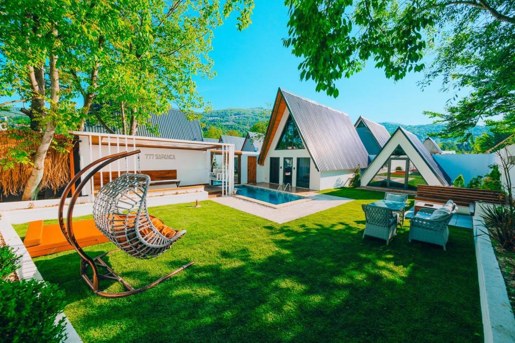 Deluxe Bungalow 3+1 Apartment Room, Garden Or Pool View