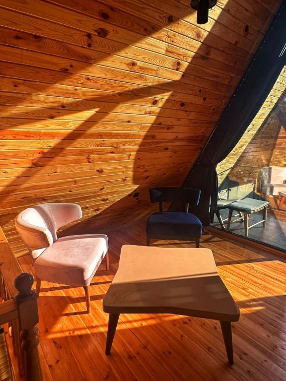 King Room,Dağ Manzaralı,Özel Havuzlu ve Jakuzili
