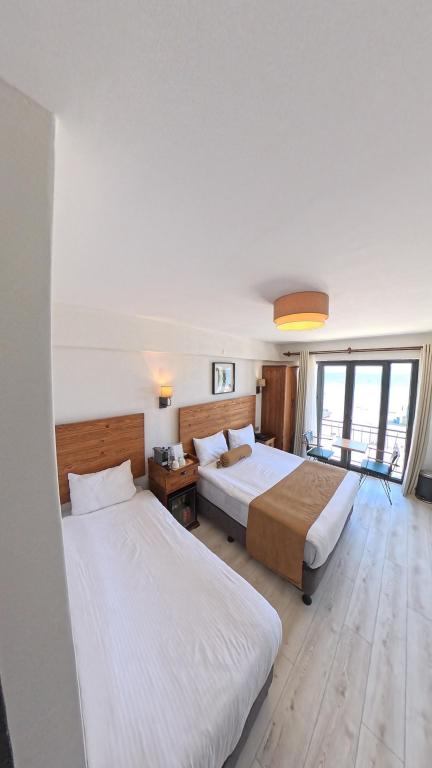 Standard Room, Sea View (3 Person)