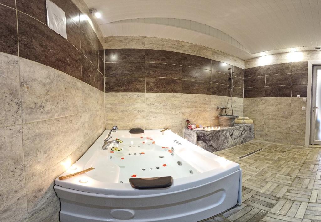 Standart Oda, Şehir Veya Dağ Manzaralı