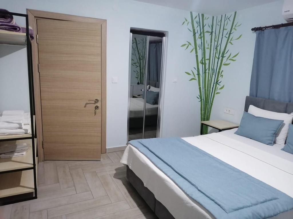 Aile Odası,bahçe Veya Sokak Manzaralı,2. Kat