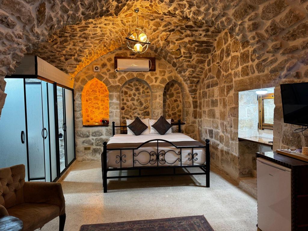 Aile Odası, Avlu Manzaralı