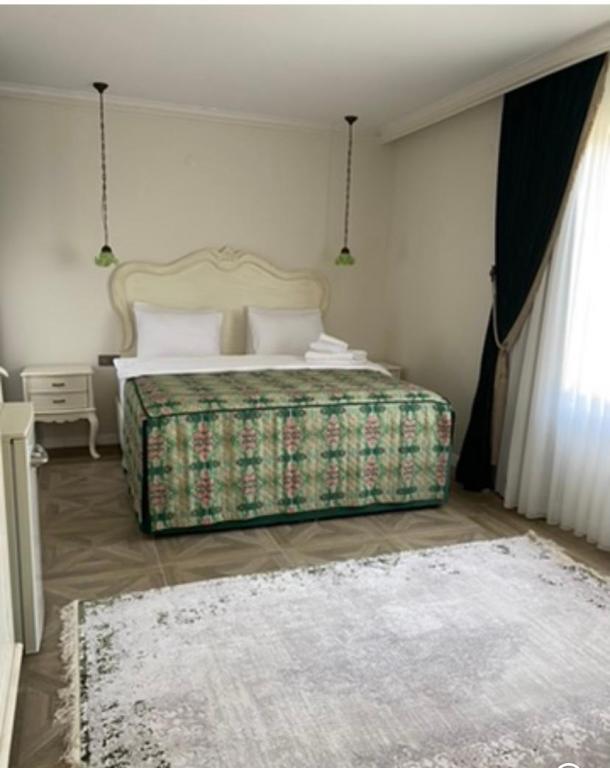 Deluxe Room, Lake View