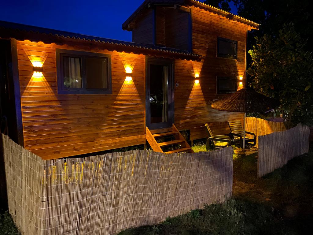 Tiny House, Garden View