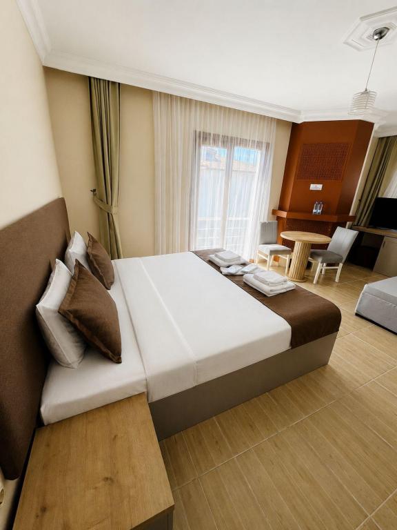 Standart Oda,Bahçe veya Sokak Manzaralı,Klimalı