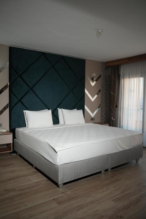 Family Suite Room, Sea View (Jacuzzi)