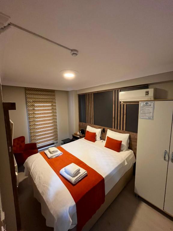 Standart Oda, Cadde Manzaralı (Balkonsuz)