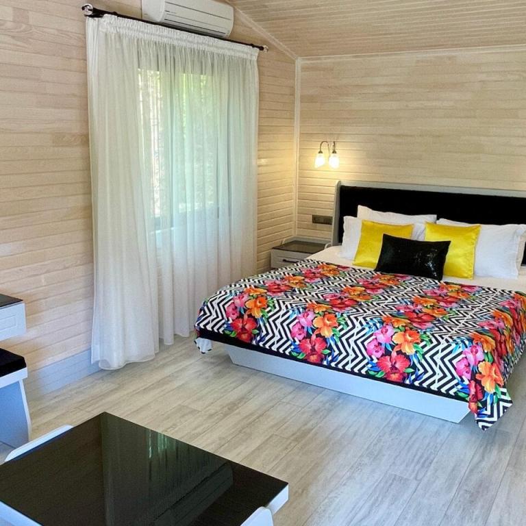 Bungalov, Bahçe Manzaralı (Balkonlu)