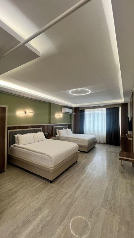 Superior Oda, Bahçe Manzaralı