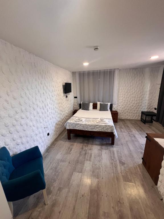 Standard Room, Garden View