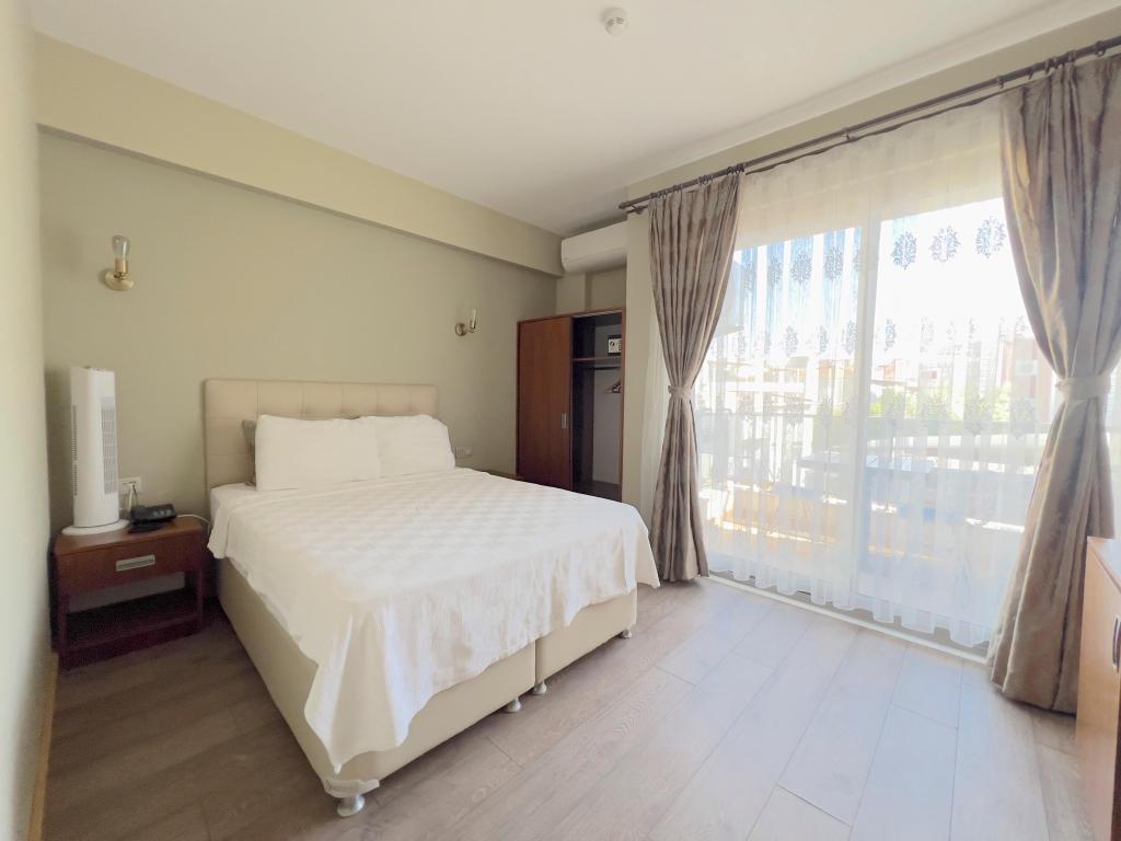 Deluxe Oda,Kısmi Deniz Manzaralı,Balkonlu