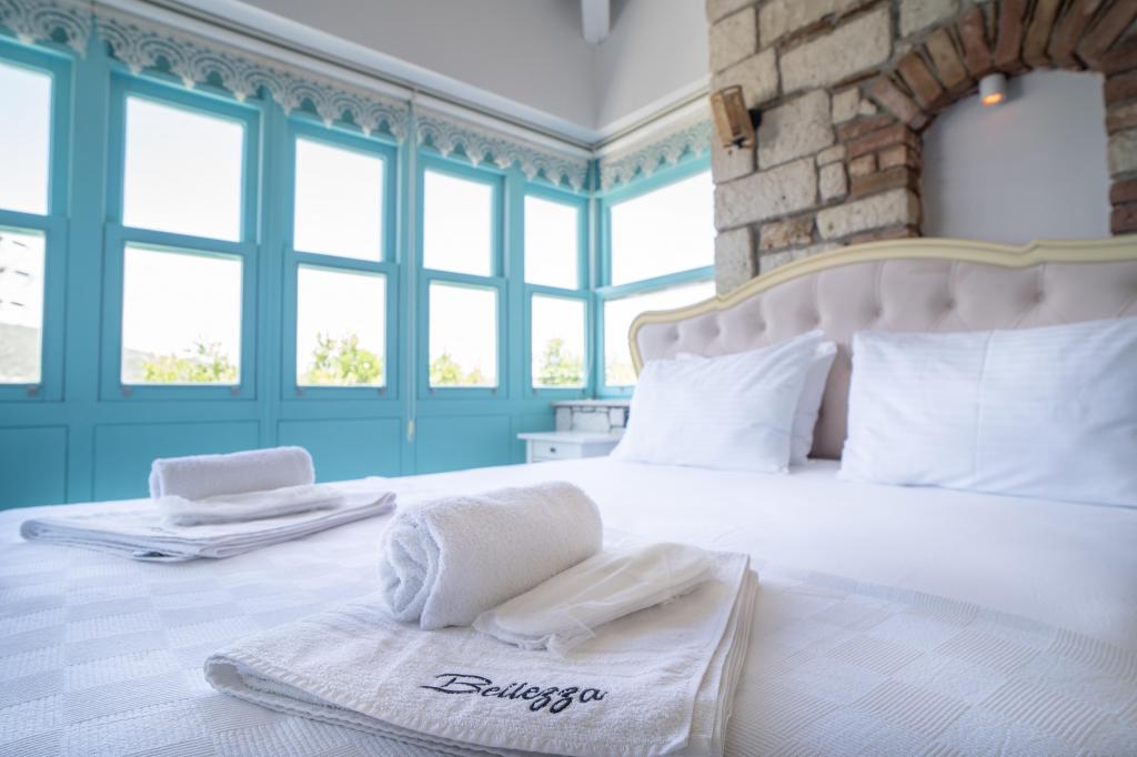 Superior Room, Garden View (Without Balcony)