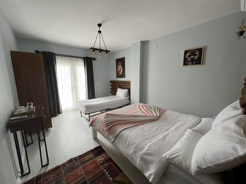 Havuz Başı Deluxe Oda,Havuz Manzaralı