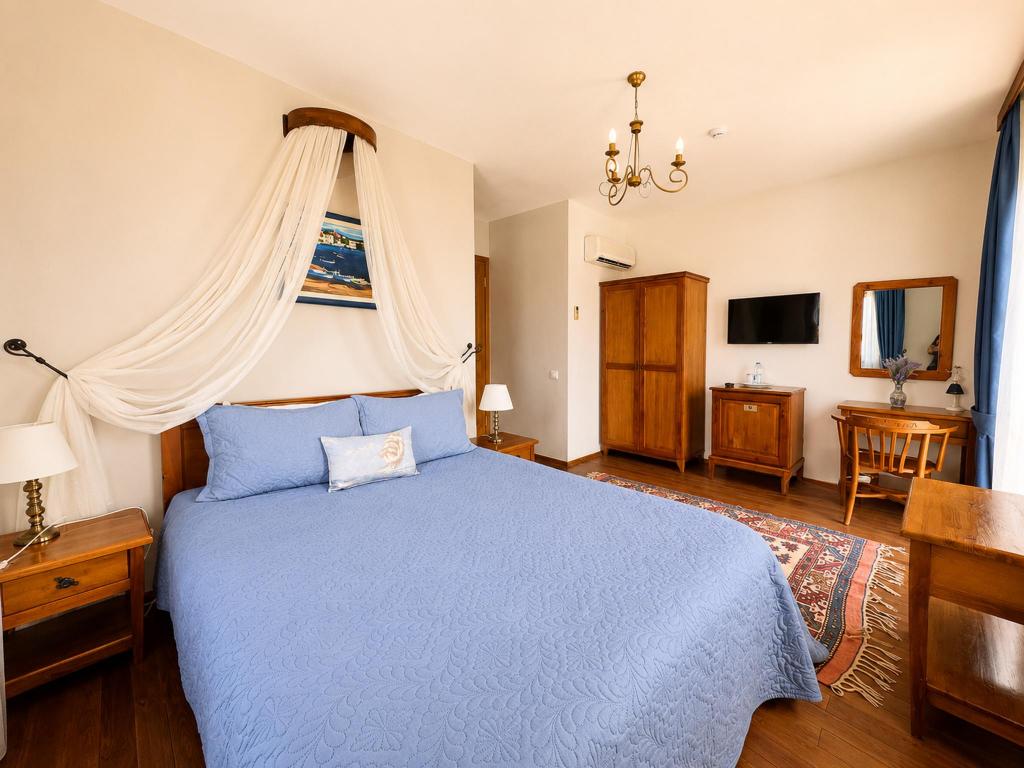Comfort Ground Floor Room, Sea View