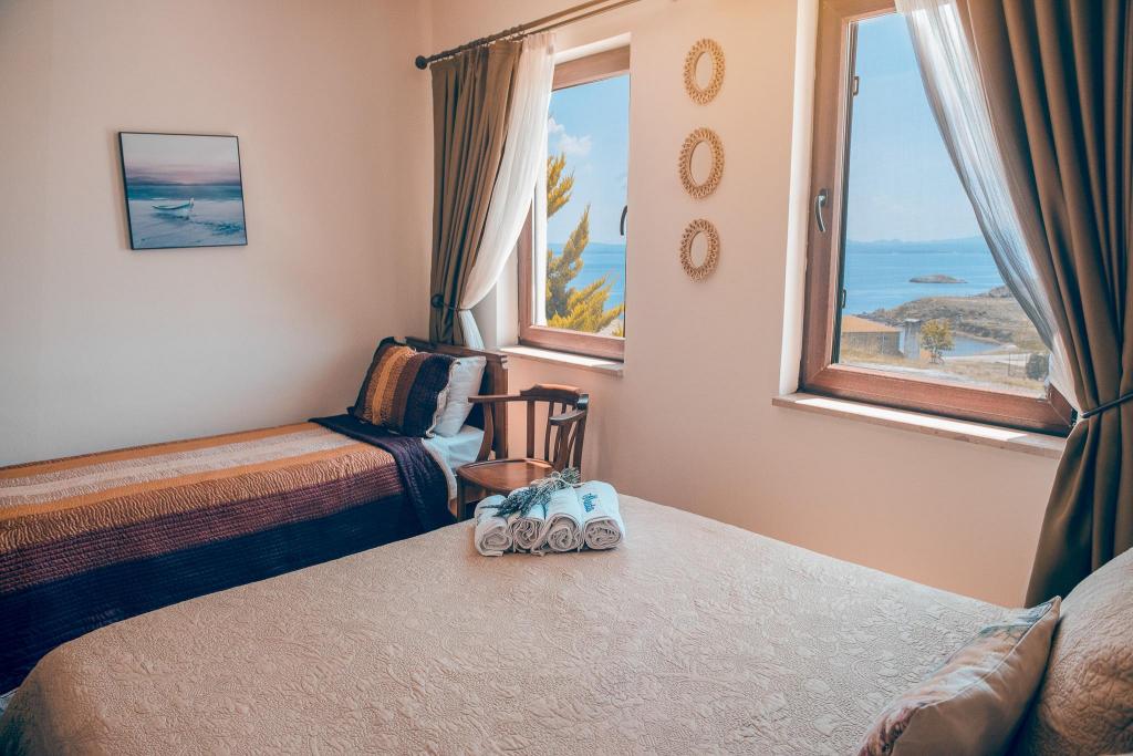 Ground Floor Room, Sea View (3 Person)