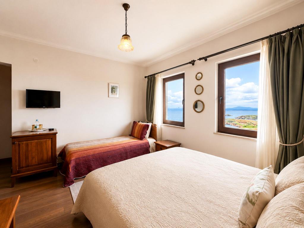 Deluxe Room, Sea View (3 Person)