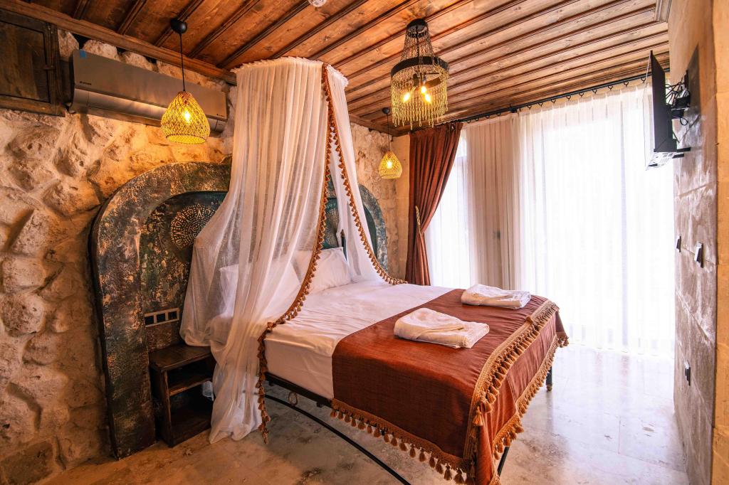 Deluxe Oda, Cadde Manzaralı (Jakuzi)