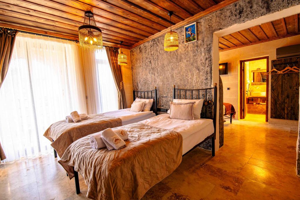 Aile Deluxe Odası, Cadde Manzaralı