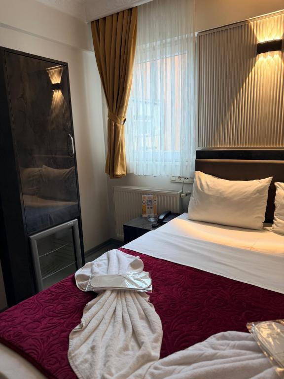 Deluxe Çift Kişilik Oda,Şehir Manzaralı,Üst Kat