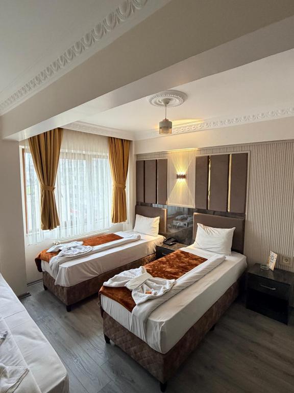 Triple,Şehir Manzaralı,Klimalı