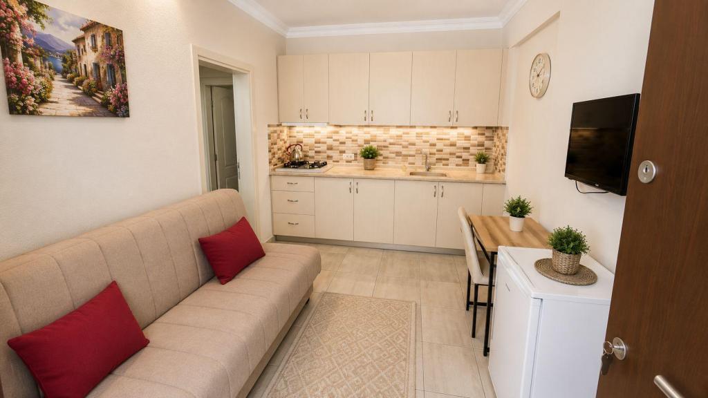 1+1 Aile Odası,Bahçe Manzaralı,-1. Kat