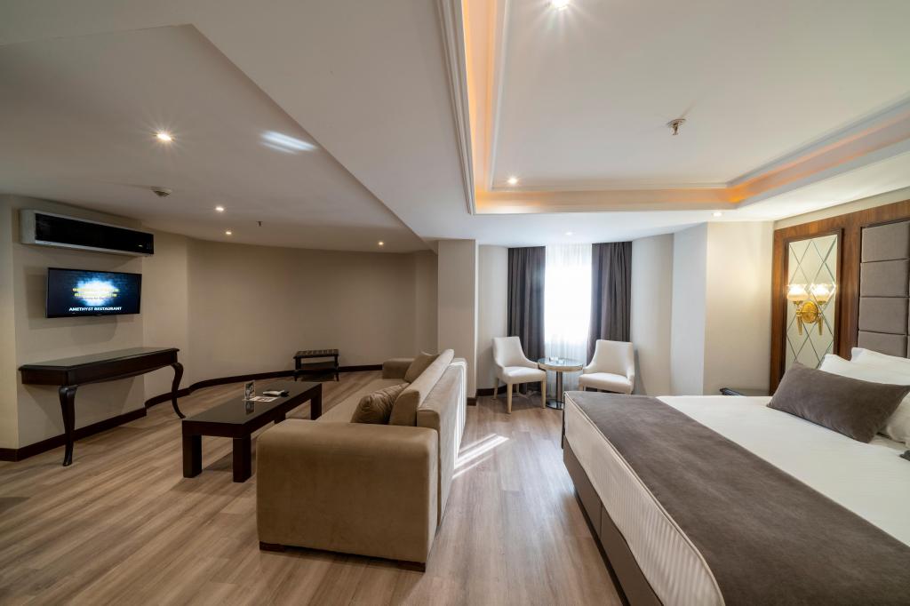 Suit Oda, Şehir Manzaralı