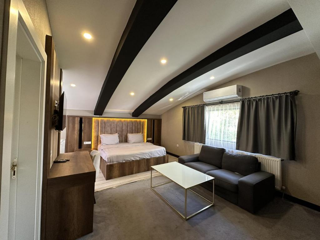 Jakuzili Deluxe Oda,Şehir veya Dağ Manzaralı,Jakuzili