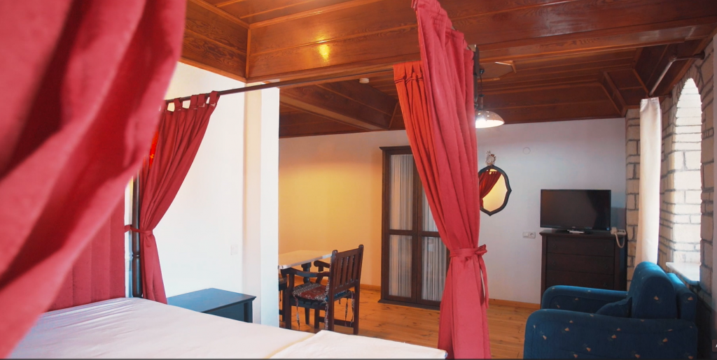 Studio Apart Daire Oda, Havuz Manzaralı (3 Kişilik, Mutfaklı)