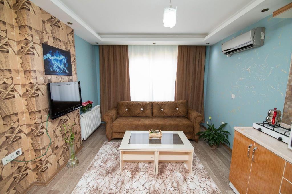 Daire-Tek Yatak Odalı,Şehir veya Dağ Manzaralı,Balkonlu