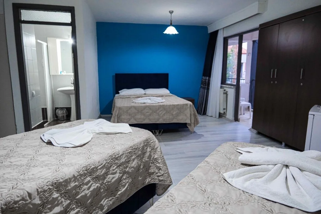 Dört Kişilik Oda,havuz Manzaralı,balkonlu