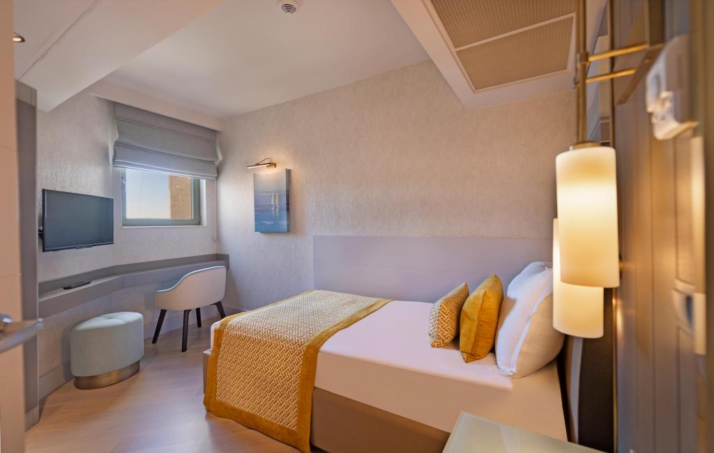 Queen Family Room,Deniz Tarafı,Non-Smoking Room