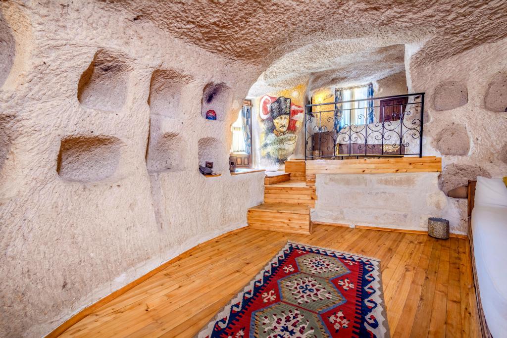King Suite,Jakuzili ve Teraslı