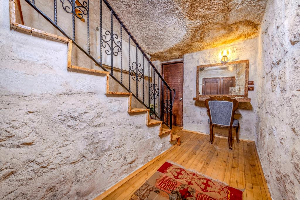 King Suite,Jakuzili ve Teraslı