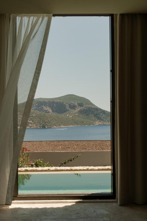 Premium Room,Deniz ve Havuz Manzaralı,Havuzlu