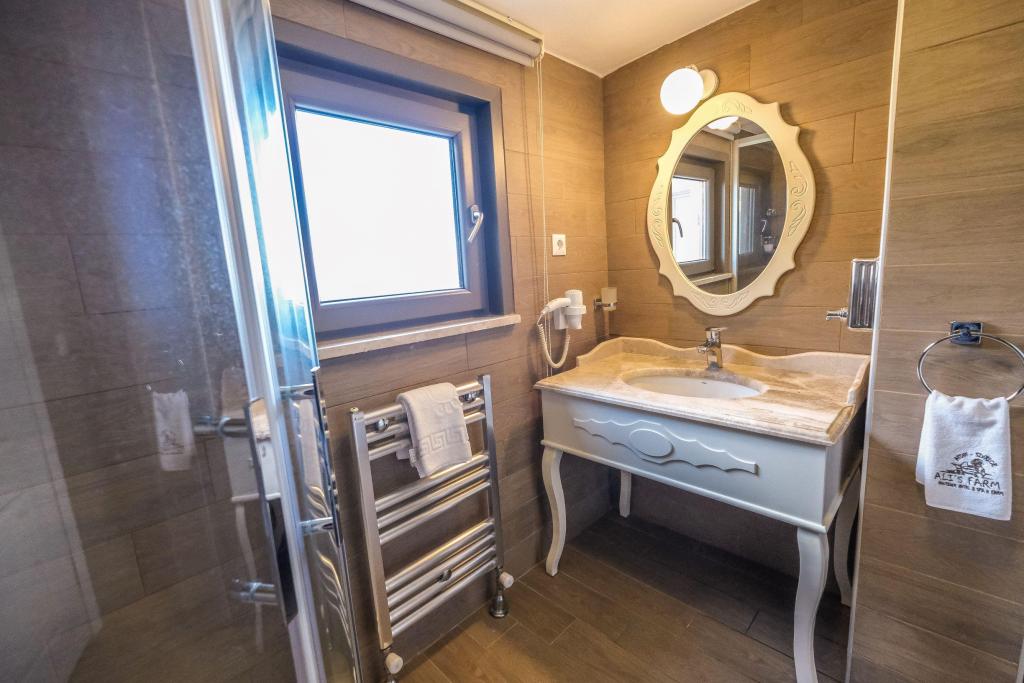 Jakuzili ve Şömineli Deluxe Oda,Deniz Manzaralı