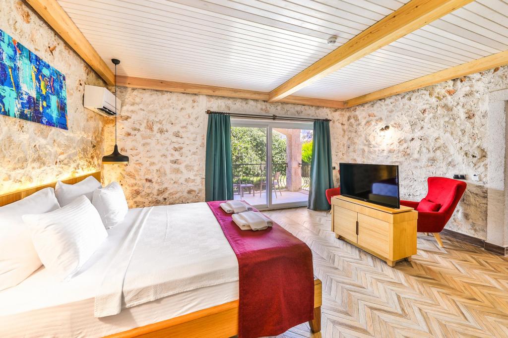 Economy Room, Land View (Jacuzzi)