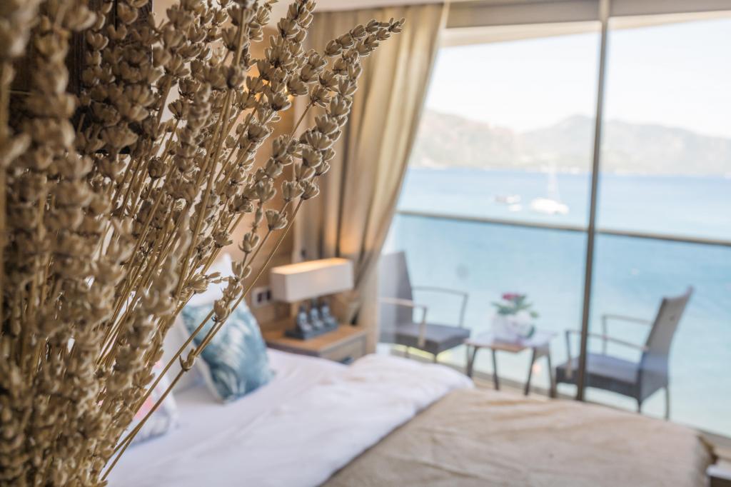Standart Oda, Deniz Manzaralı (Balkonlu)