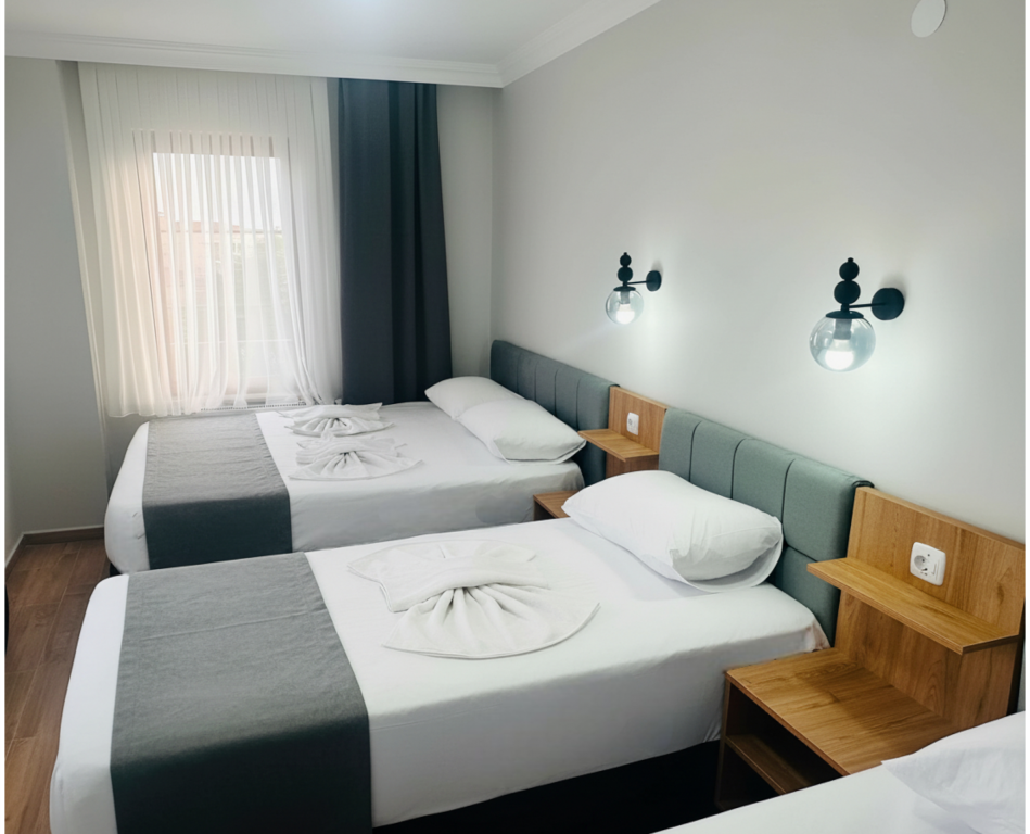 Standart Oda, Şehir Manzaralı (3 Kişilik)