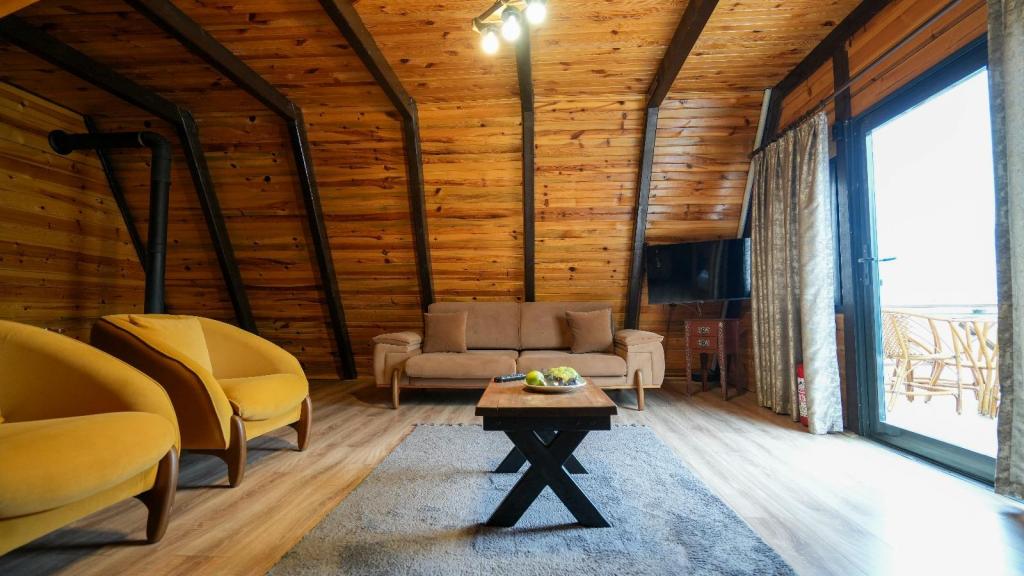 Deluxe Bungalow,Bahçe Manzaralı,Özel Havuzlu