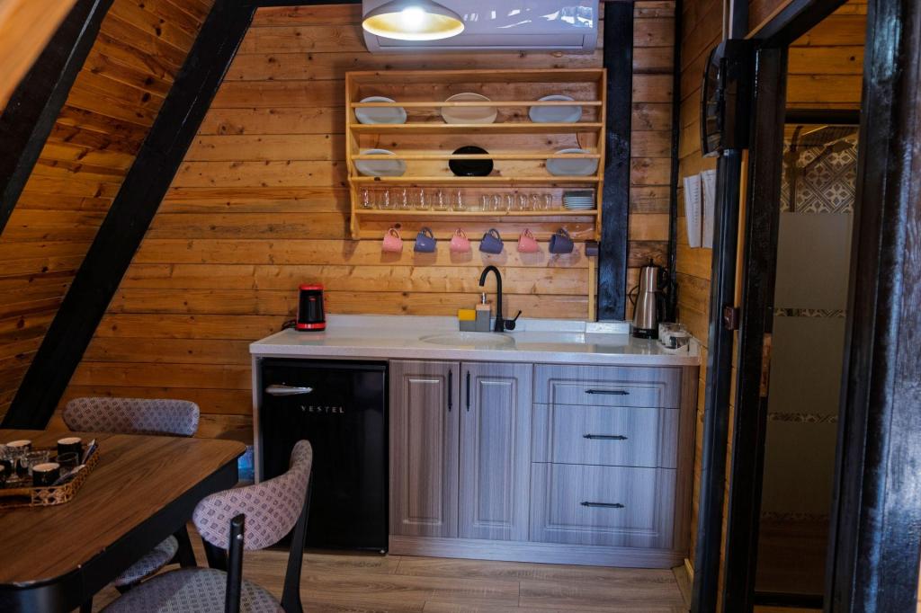 Deluxe Bungalow,Doğa Manzaralı,Şömineli ve Balkonlu