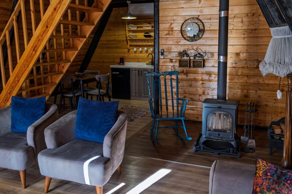 Deluxe Bungalow,Doğa Manzaralı,Şömineli ve Balkonlu