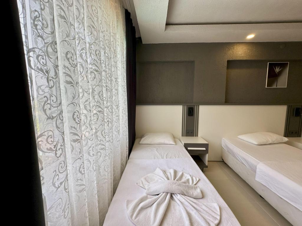 Standart Oda, Deniz Manzaralı (3 Kişilik)