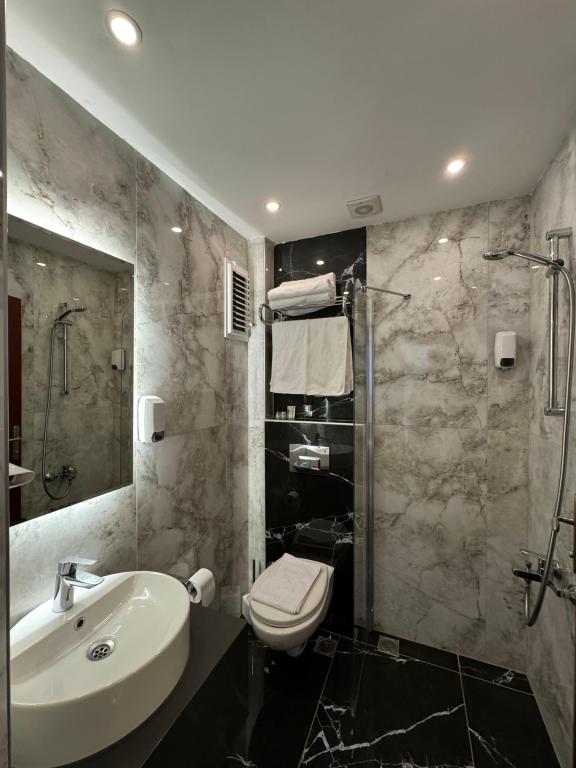 Standart Oda,Şehir Manzaralı