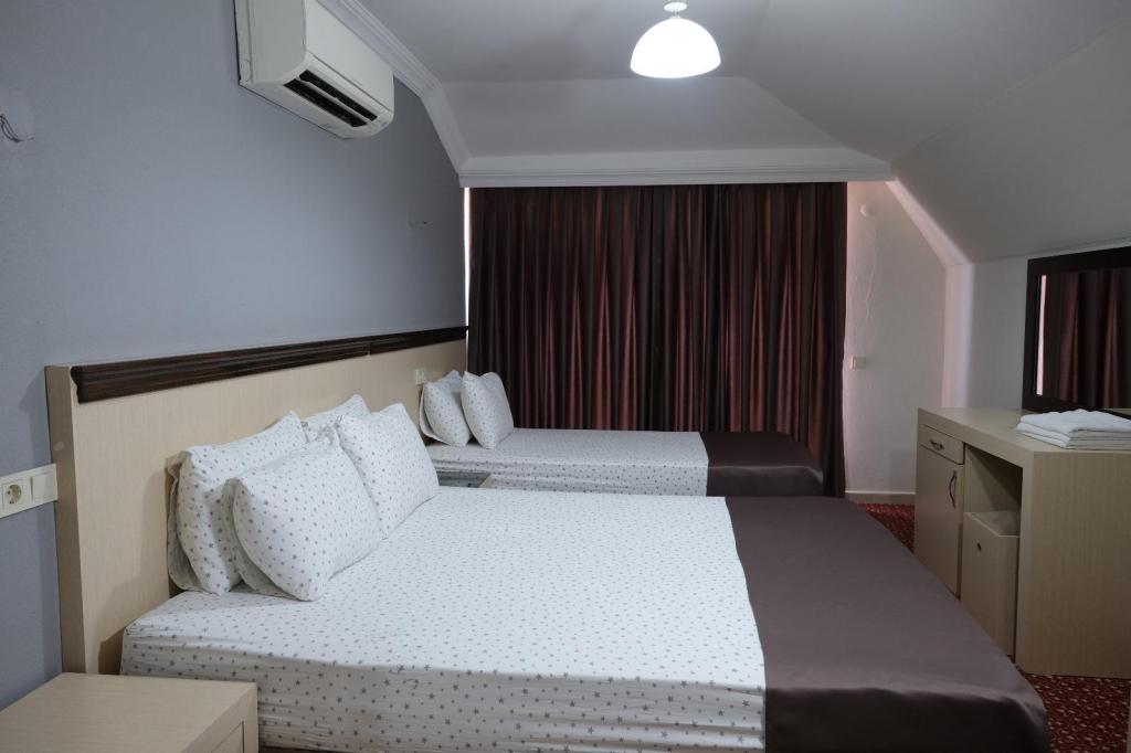 Aile Suit Odası, Bahçe Manzaralı