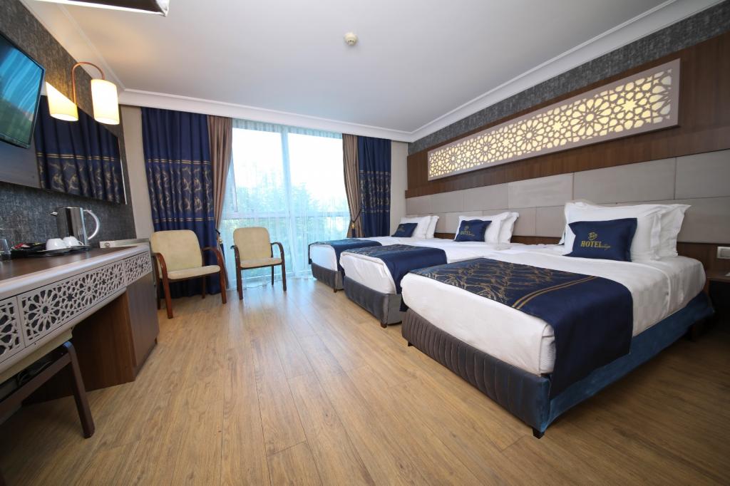 Standart Oda, Deniz Veya Kara Manzaralı (3 Kişilik)